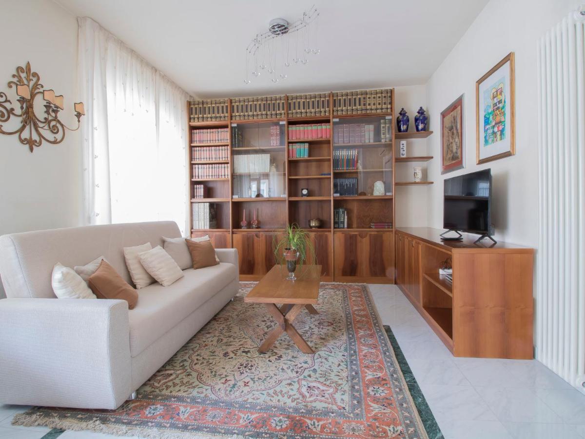 Apartment Lungomare By Interhome Viareggio Ngoại thất bức ảnh
